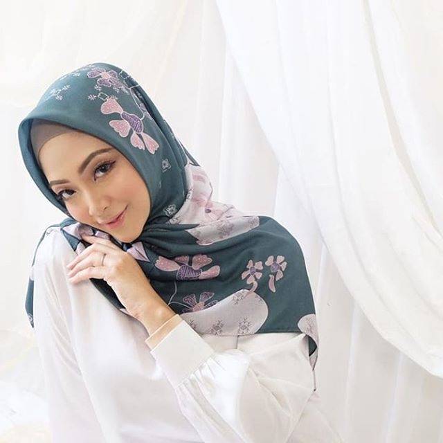 NUSA SCARF HIJAU By Vanilla Hijab Jilbab Segiempat Ultimafit Voal VH