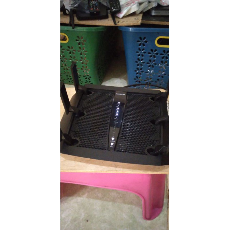 NETGEAR R8000 AC3200 Nighthawk X6 Smart WiFi Router for Gaming Stream