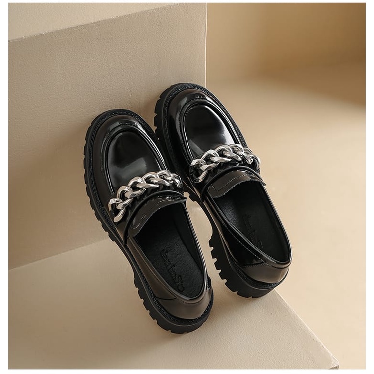 SEPATU WANITA LOAFERS / SEPATU DOCMART RANTAI SILVER 2022 IMPOR PREMIUM 0777