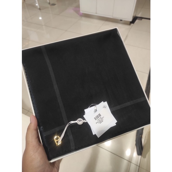 basic voal jet black, white putih buttonscarves