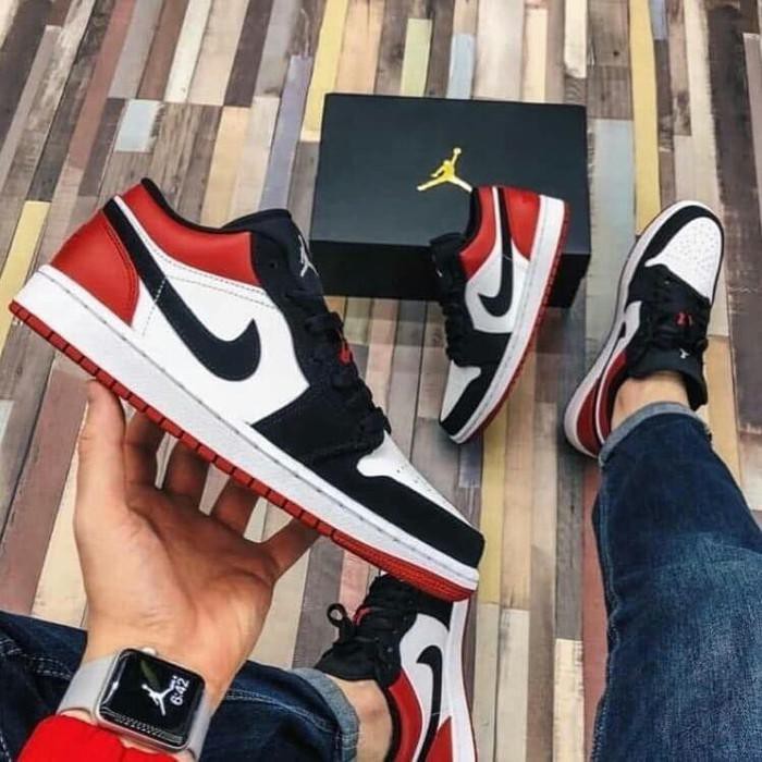SEPATU NIKE AIR JORDAN 1 OG LOW BLACK TOE -PREMIUM QUALITY KODE 500