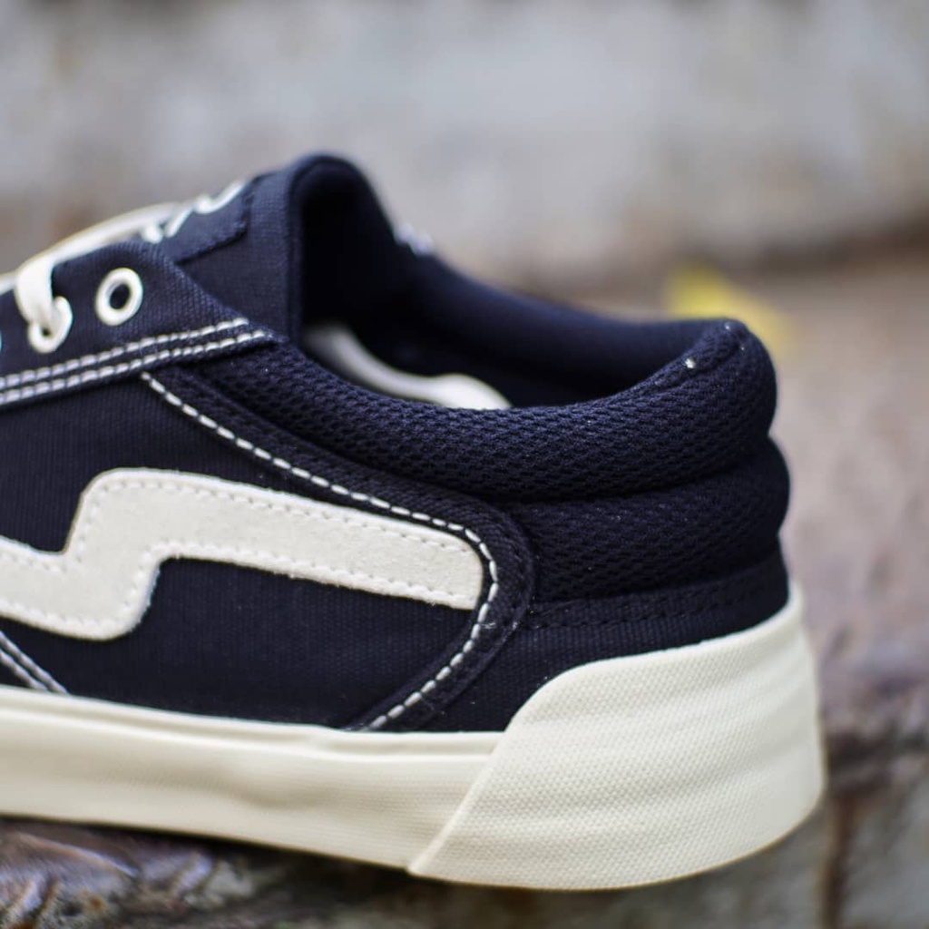 PATROBAS CLOUD LOW BLACK WHITE OFF WHITE OLIVE NAVY ORIGINAL SEPATU PATROBAS PETROBAS PATROBASS