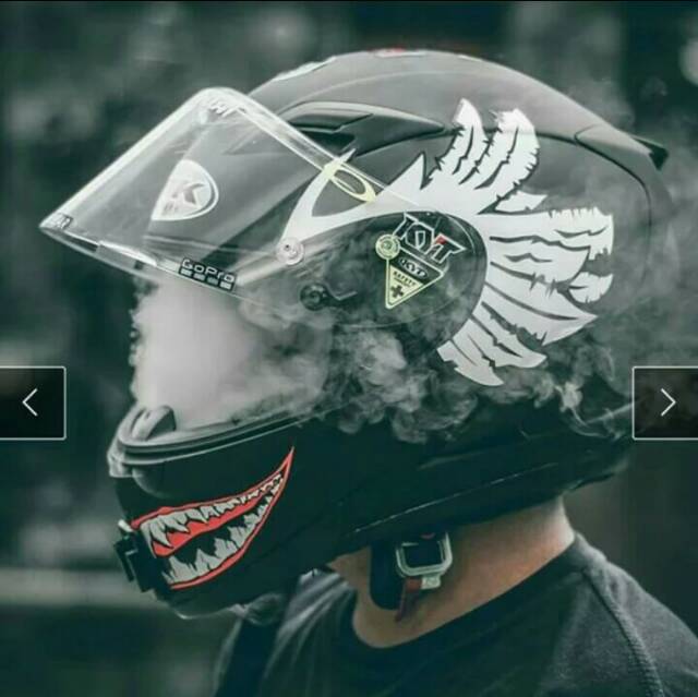 Stiker helm Sticker Shark teeth piaggo mulut hiu