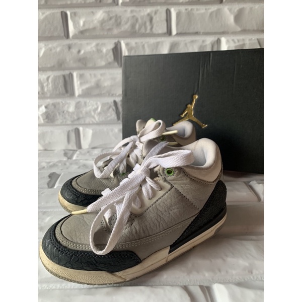 NIKE AIR JORDAN RETRO 3 KIDS preloved