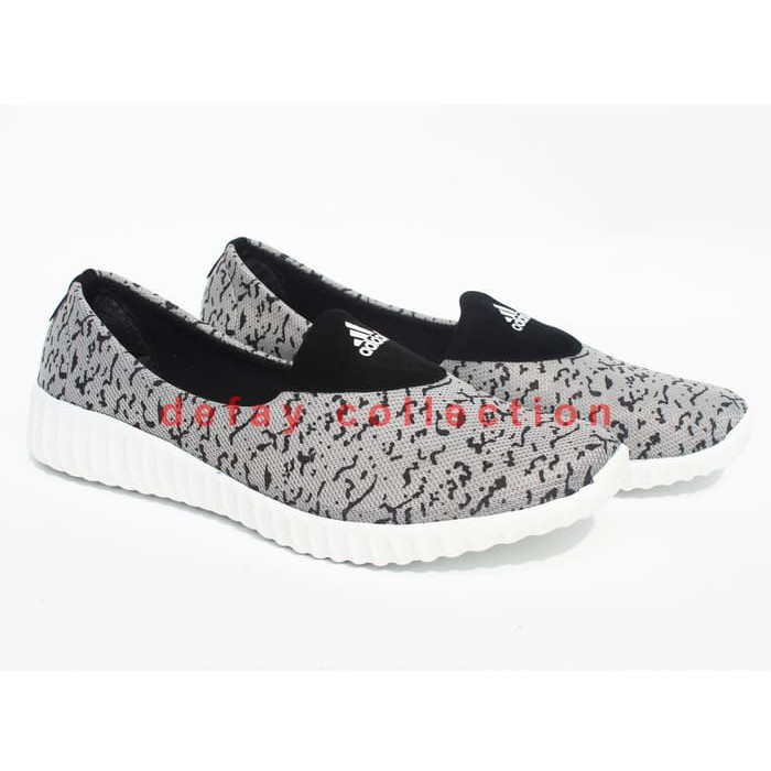 Slip On Wanita Slip On Import Slip On Murah Batam C18M8  Sepatu Casual Wanita  Yezzy Abu Bintik H