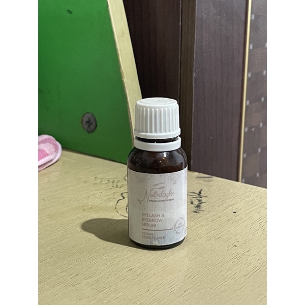 nutrilash eyelash serum