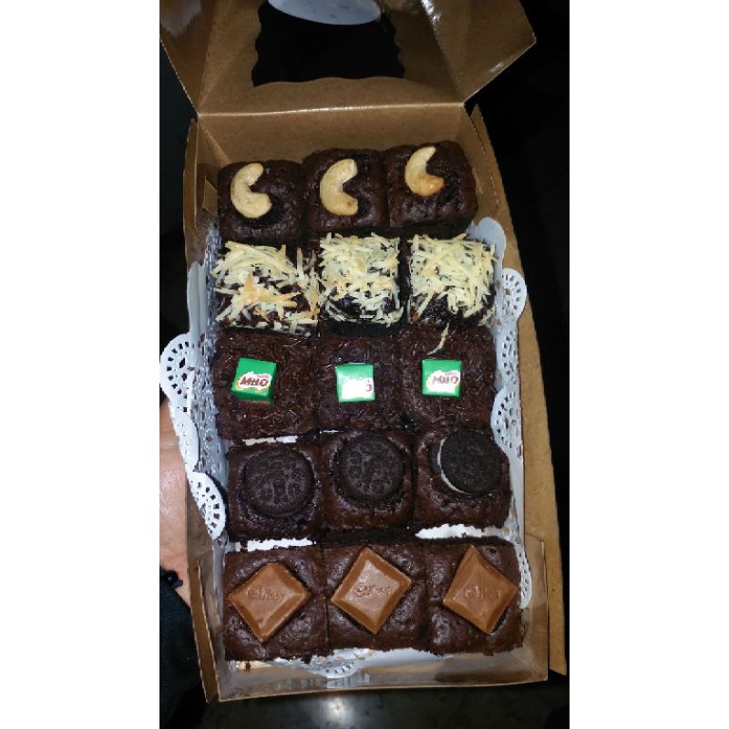 

fudgy brownies agniacakeAndcookies