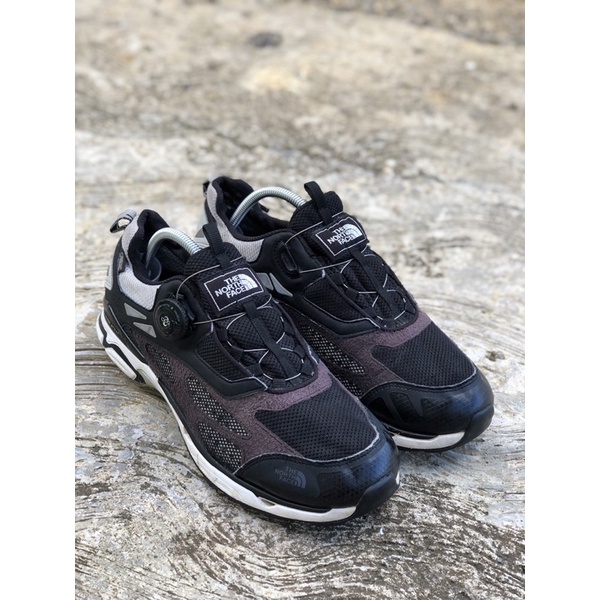 Sepatu second original the north face