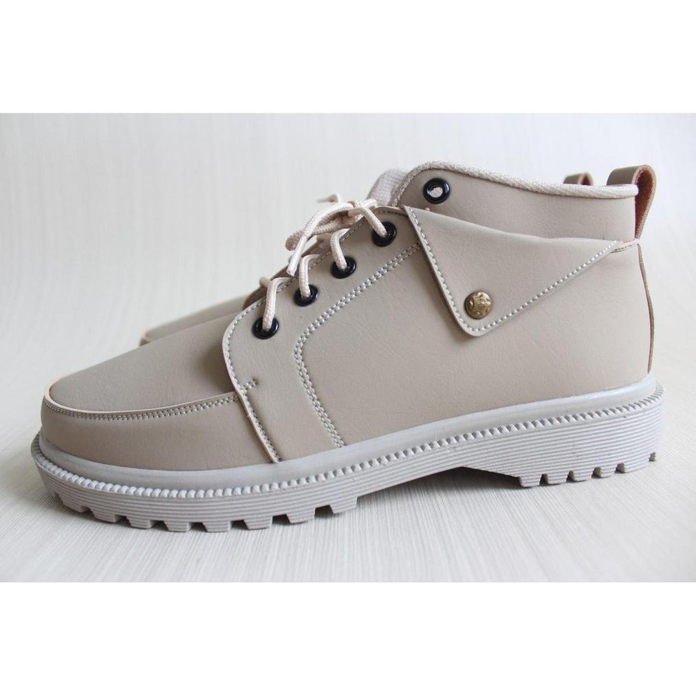 PROMO SEPATU ONE LOVE SEPATU BOOTS WANIITA ORIGINAL ONE LOVE SOL KARET BERGARANSI TERBARU