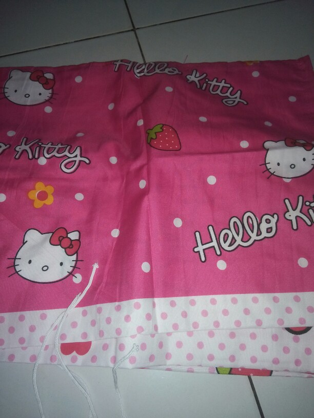 Home Made Sprei No 1 Hello Kitty