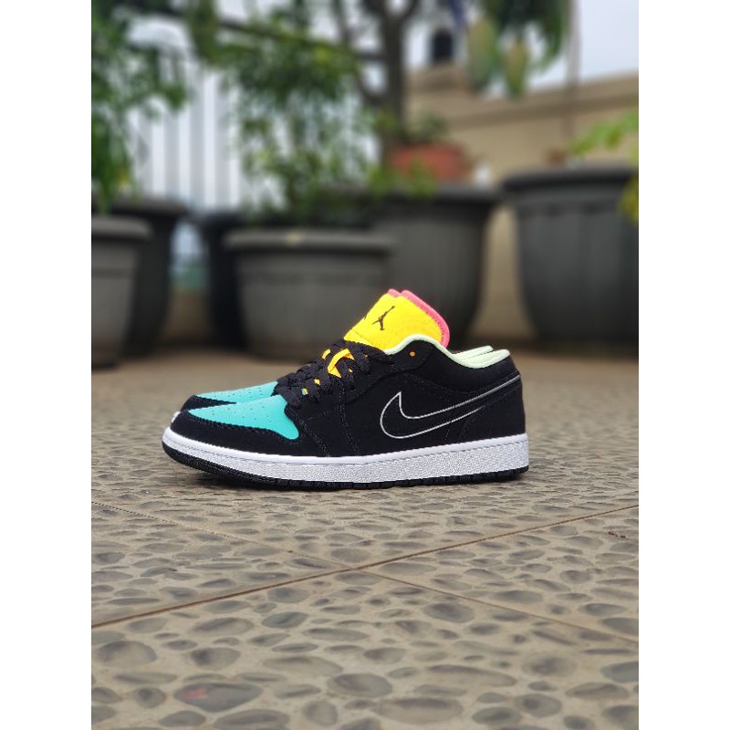 Air jordan Low SE Aurora Green Original