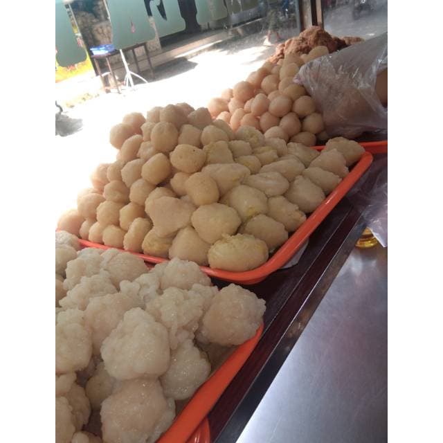 

Pempek palembang ASLI IKAN "Tenggiri" (paket isi 50 pc)
