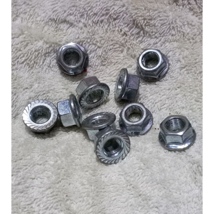 Mur as sepeda mur as roda sepeda kunci 15