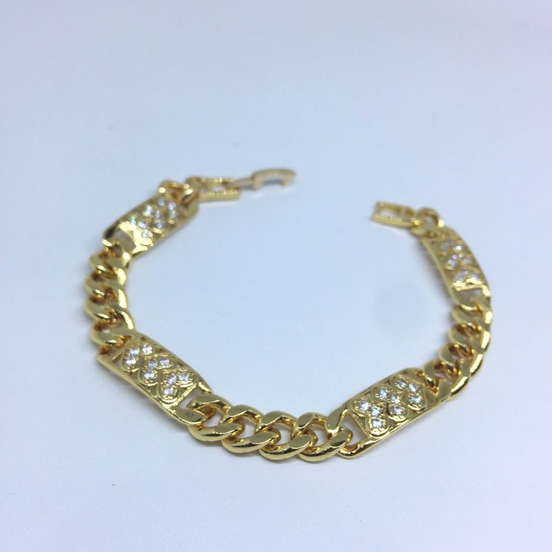 Gelang Rante Wanita Berlapis Emas Anti Karat Elegan Termurah Motif Love permata