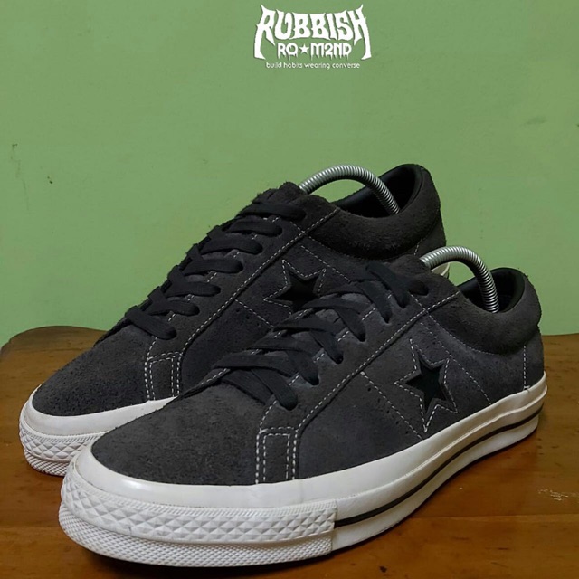 SEPATU CONVERSE ONE STAR 45Th ANNIVERSARY ALMOST BLACK SUEDE OX SECOND / BEKAS