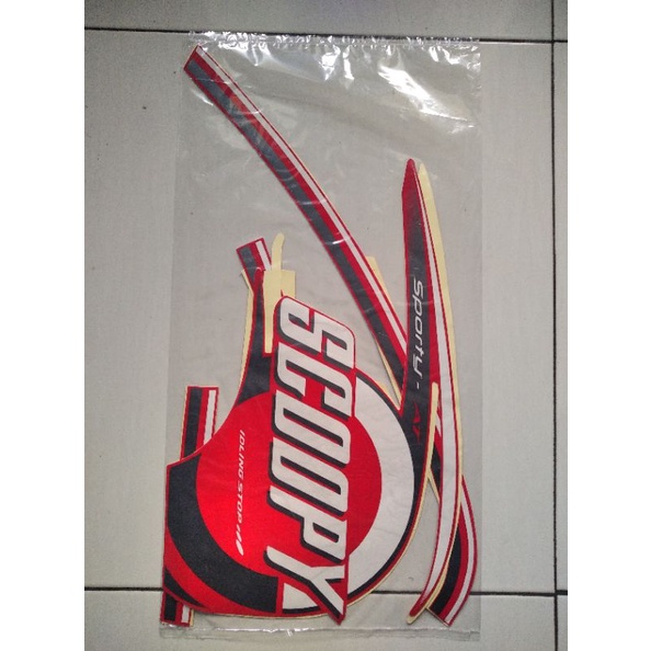 striping motor scoopy 2016 merah