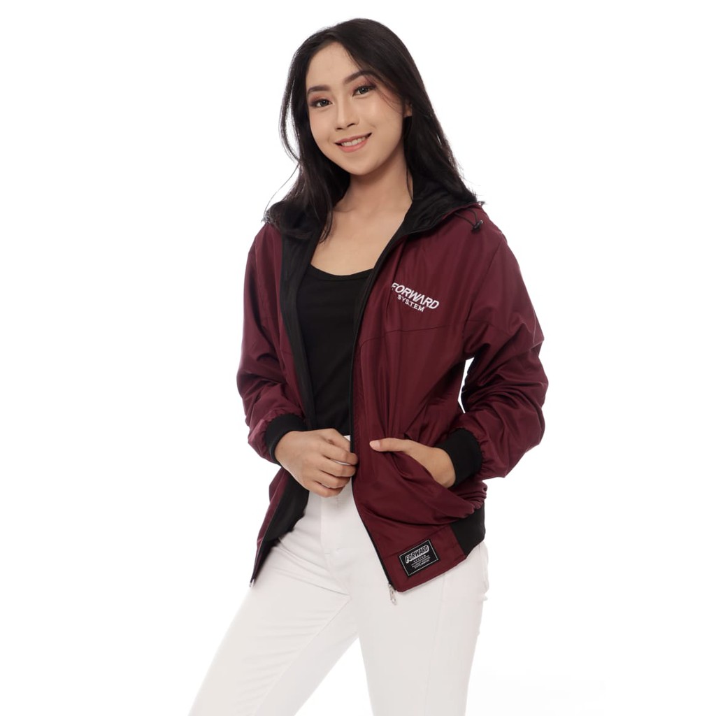 Jaket Parasut Wanita Sporty Casual