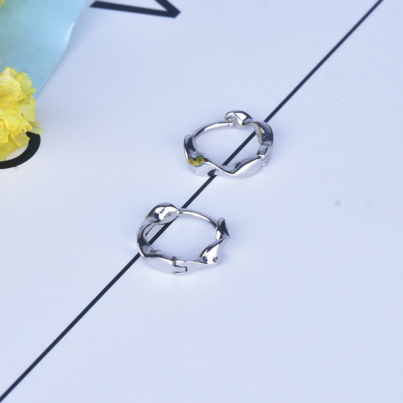 Anting Bentuk Lingkaran Bahan Stainless Steel S925 Untuk Wanita