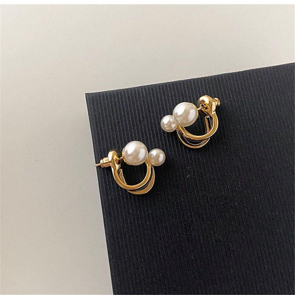 Lily Pearl Stud Earrings Hadiah Baru Aksesoris Temperamen Perhiasan