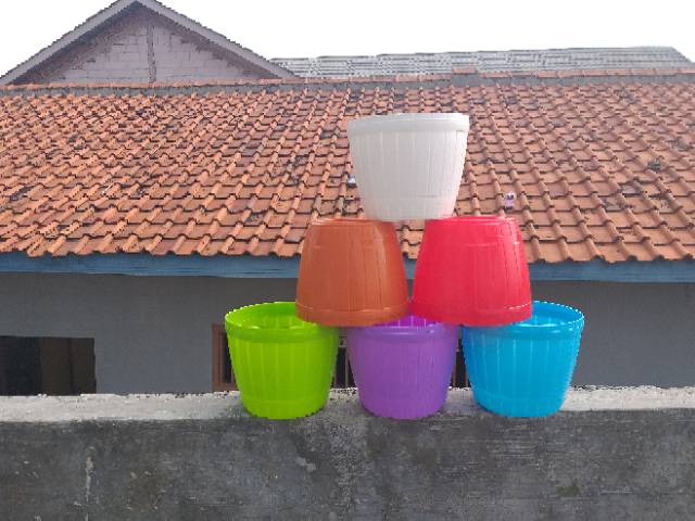 Pot bunga warna warni gentong kayu 16cm (fullcolour)