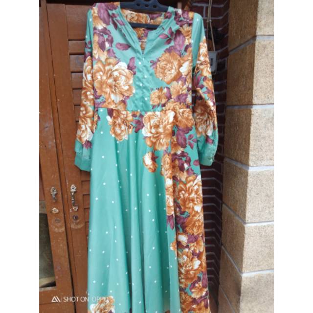 Gamis hijau