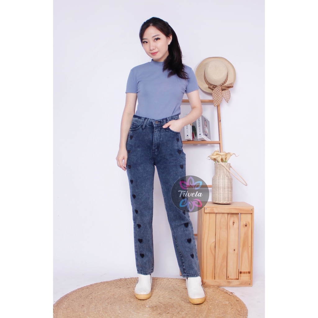 Celana Boyfriend Jeans Wanita Loose Jeans Bordir Love Avanti / Boyfriend Love