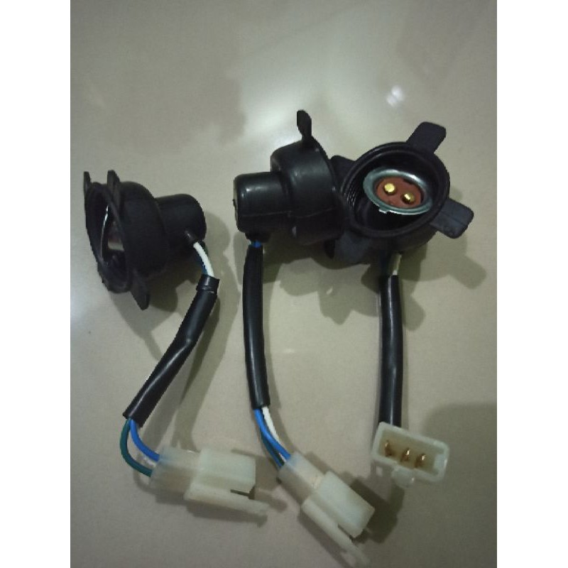 fiting lampu motor honda
