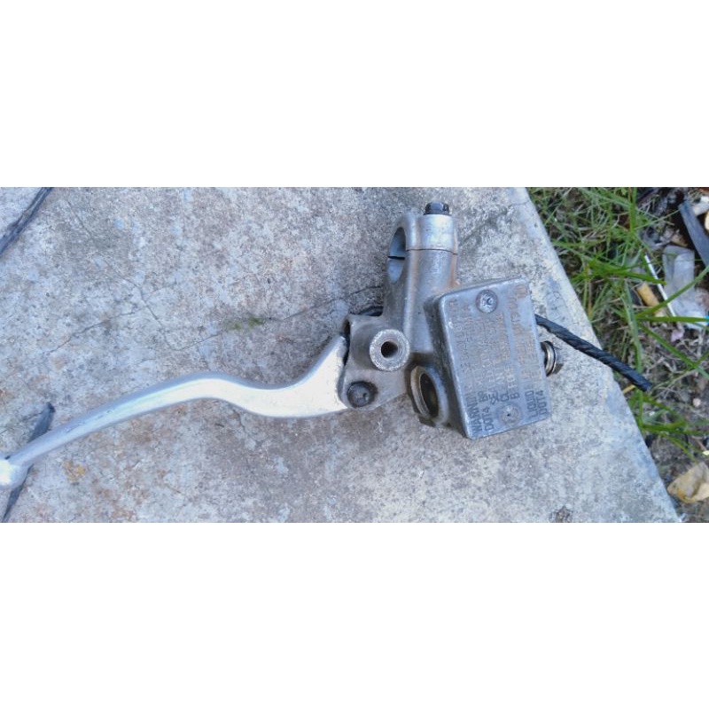 master rem atas suzuki spin