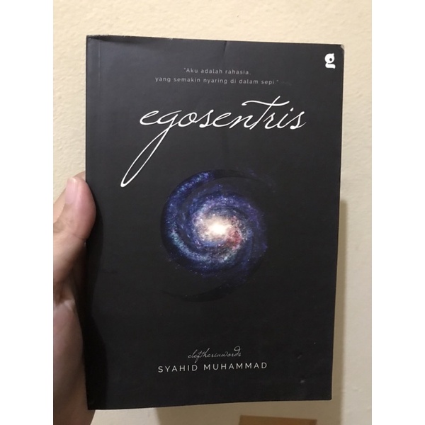 EGOSENTRIS DAN PARADIGMA