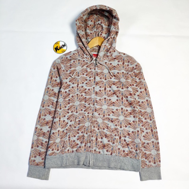 Preloved Uniqlo Ivana Helsinki Zip  Hoodie