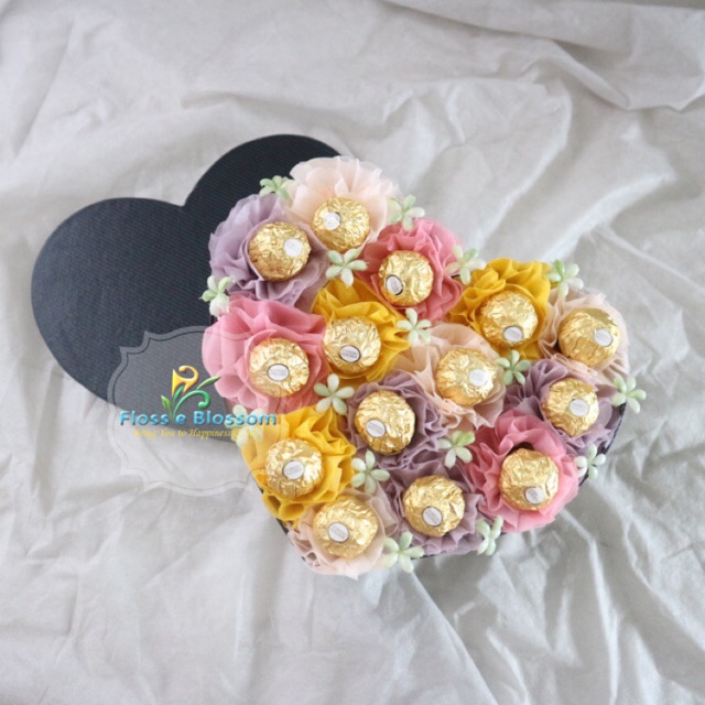 

Buket bunga box coklat valentine