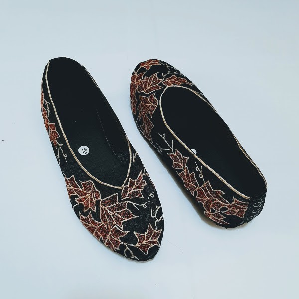 etnik fashion sepatu wanita flat slip on bordir murah terbaru motif daun coklat