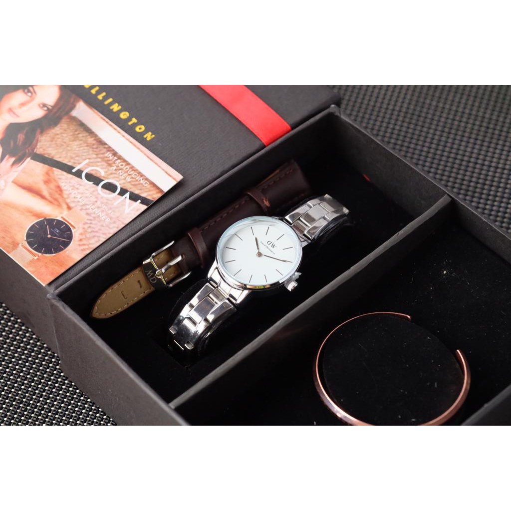 Jam Tangan Analog Wanita Cewek New Model Best Seller Merk Branded Super Tali Rantai Fullset