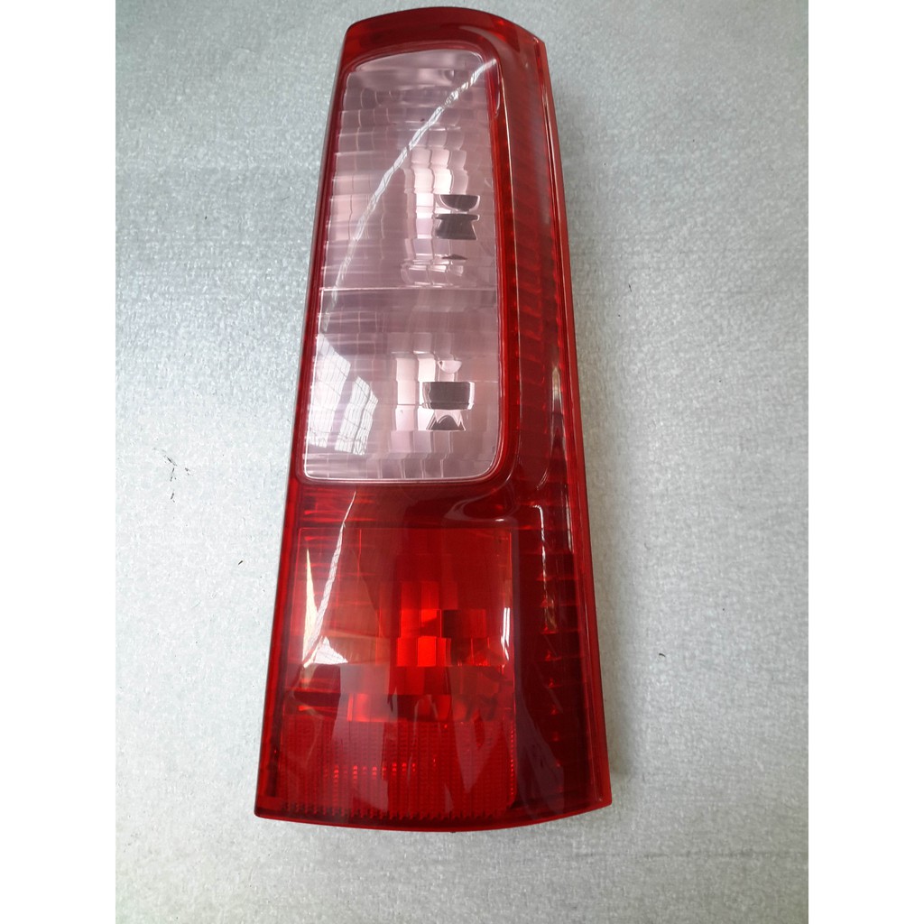 STOP LAMP MOBIL AVANZA LAMA RH (ORI)