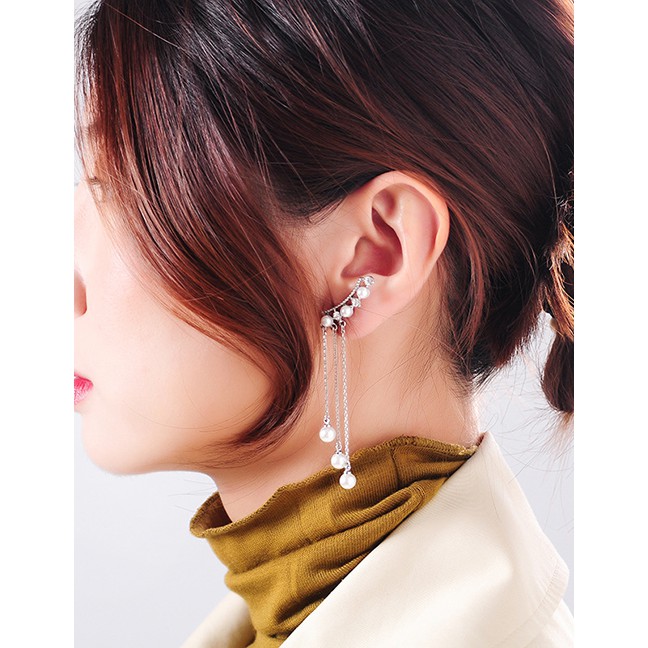 LRC Anting Tusuk Fashion Stud Earrings Fringed Artificial pearl Earrings D44957