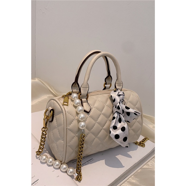 Tas Wanita Gaya Harum Lingge Tas Bantal Boston Model Baru 2021 Tas Bahu Tunggal Rantai Mutiara Tas S