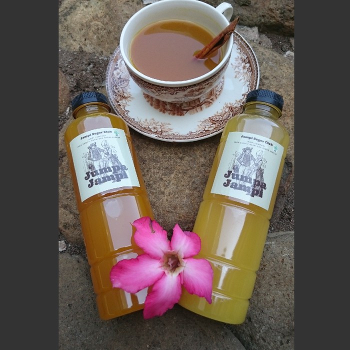 

Jamu Kunyit Asam / Kunir Asem Beras Kencur Jumpa Jampi Minuman Herbal Segar Obat Maag Lambung