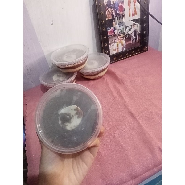 

dessert cap