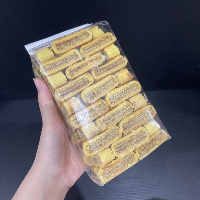 

LAPIS WAFER manis crispy 400 gram snack kue lebaran murah