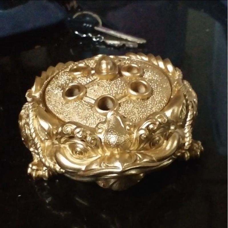 tempat bakar hio lingkar 2 jam-4 jam/ kodok pajangan fengshui mas