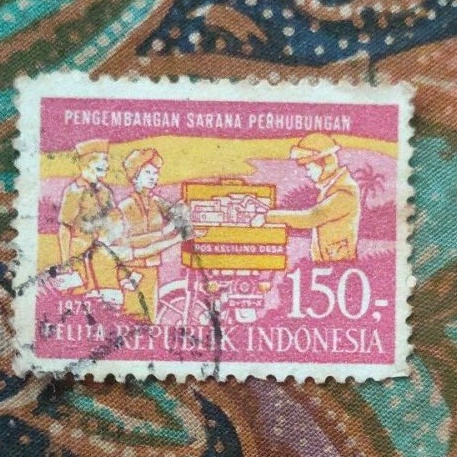 Perangko kuno Indonesia edisi Pengembangan Sarana Perhubungan