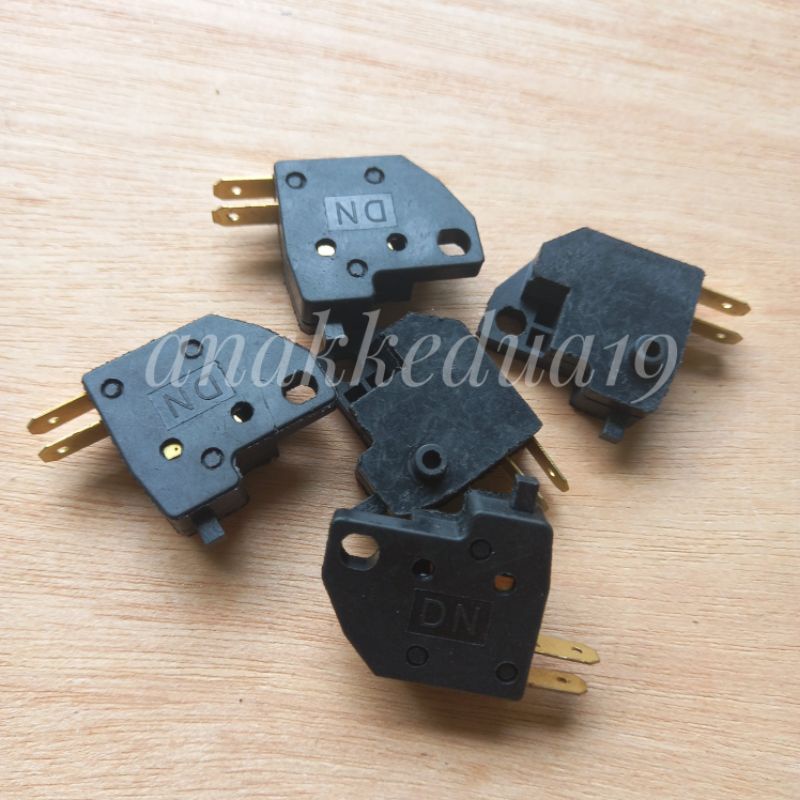 Suwit Switch Rem Honda Cakram Depan Supra x Beat Beat fi Scoopy Supra x 125