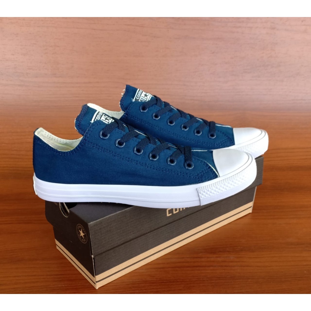 sepatu converse chuk taylor/sepatu converse ct/sepatu all star chuk taylor/sepatu all star ct/sepatu