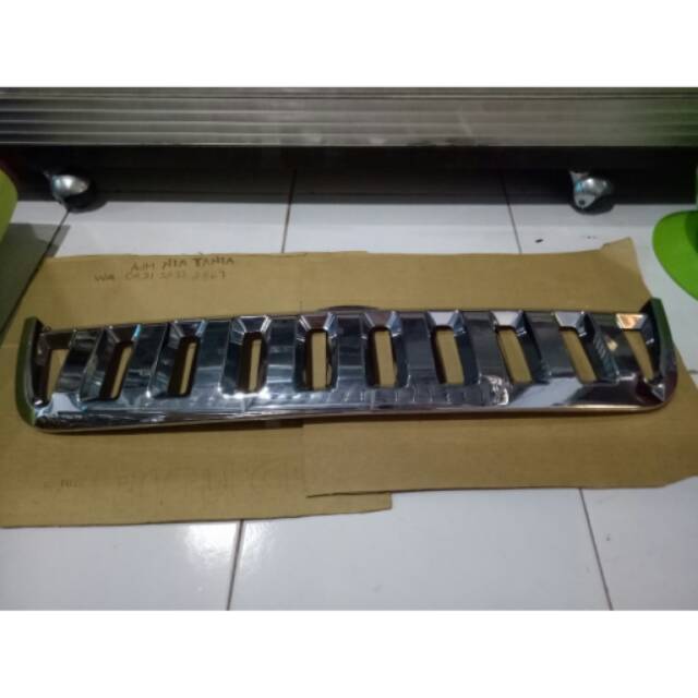 Grill depan terios/rush model hummer/variasi grill depan mobil