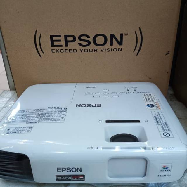 PROJECTOR EPSON EB S200 ANSI 2700