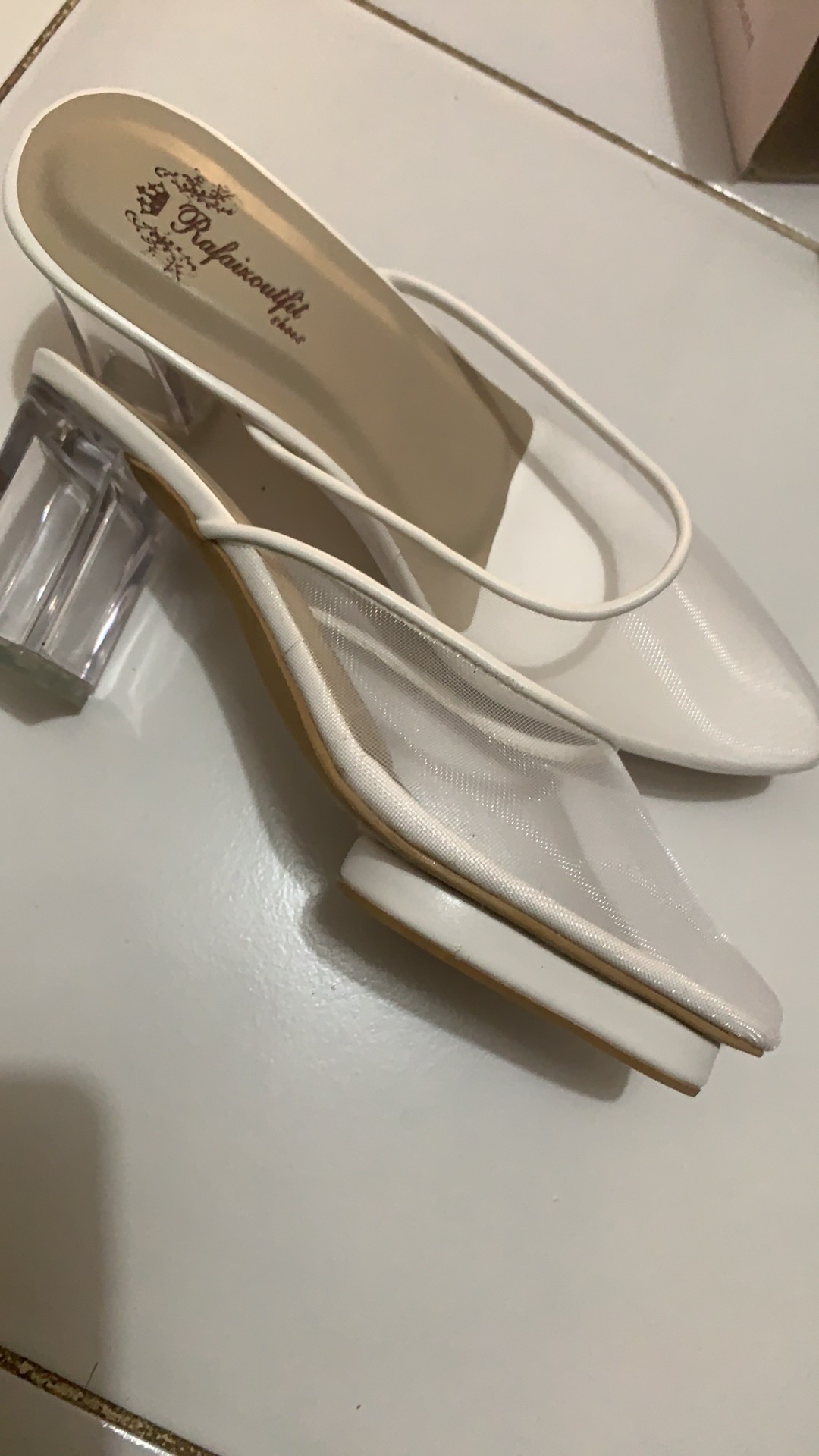 Sepatu Rossia Cream Wanita Sepatu Wanita