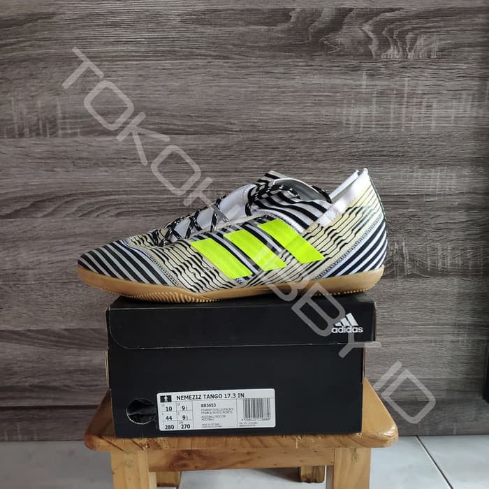 Sepatu Futsal Adidas Nemeziz Tango 17.3 Indoor Size 44 Original