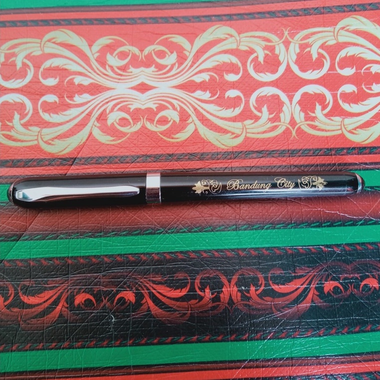 

sale !!! bolpoint ukir nama langsung jadi gravier manual(hand made)