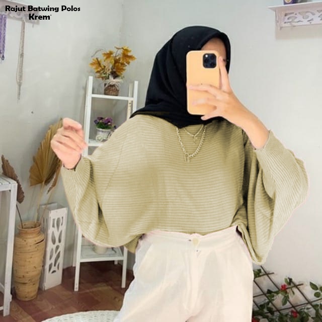 Batwing Polos/Baju Atasan Wanita Kerja Outfit Hijab Looks Blus Blouse Polos Bahan Rajut Halus Bisa Melar Ukuran L