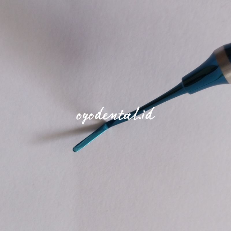 RB22 Dental plastis filling anti lengket perfect / instrumen plastis